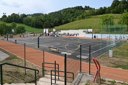 Obnovljeno igrišče pri Osnovni šoli Koprivnica